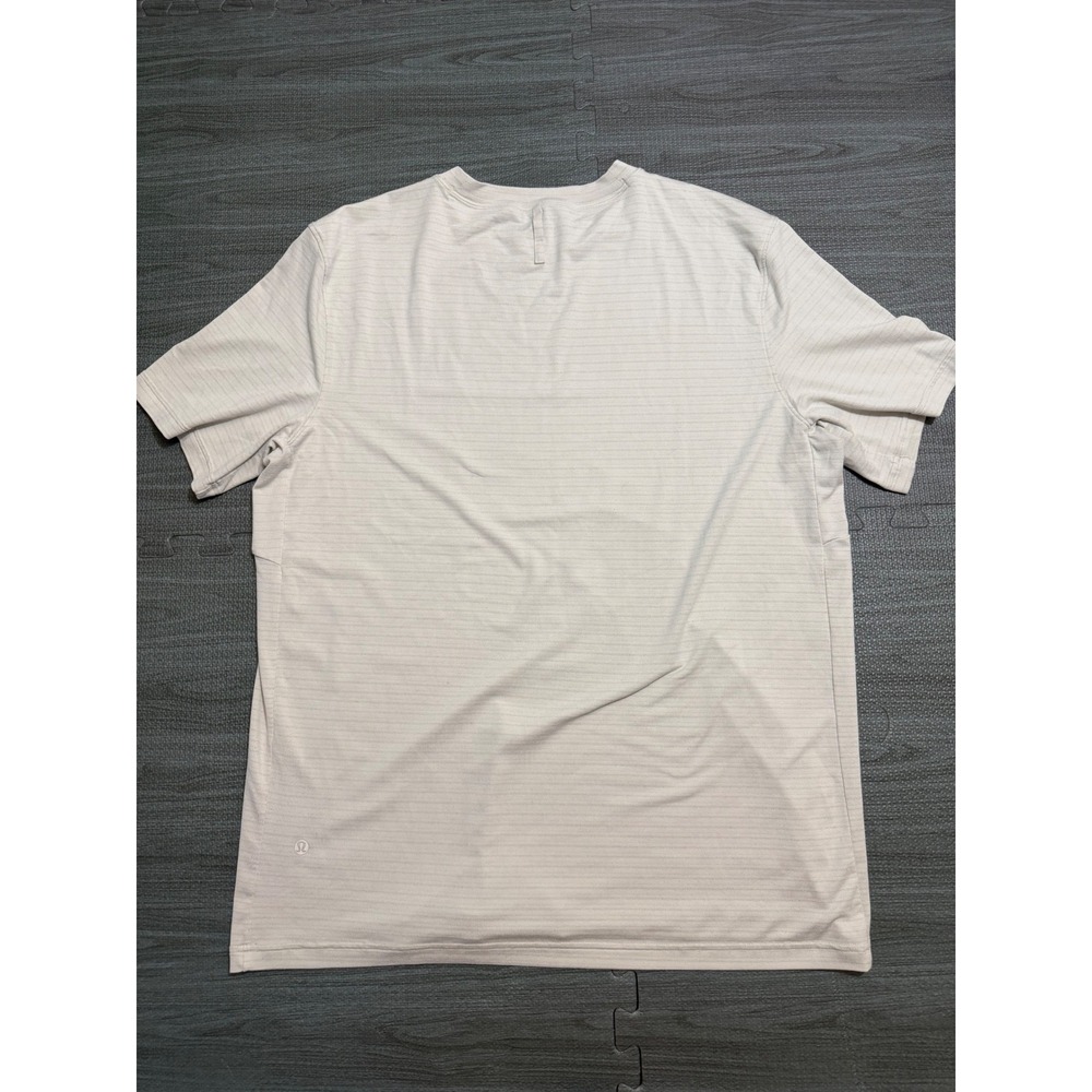 Lululemon Dry Sense Short Sleeve Shirt Light Beige Striped Mens XL